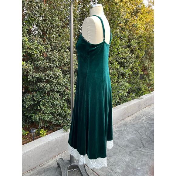 Hot Topic Green Velvet Lace Slip Dress Women’s Medium Grunge Goth - Picture 3 of 7